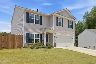 3203 Finch Ct, Sanford, NC 27332 - Photo 2