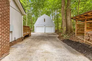 1421 Harris Ct, Cary, NC 27511 - Photo 6
