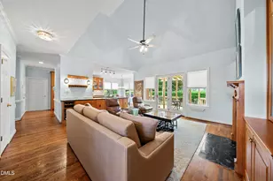 203 Lewiston Ct, Cary, NC 27513 - Photo 8