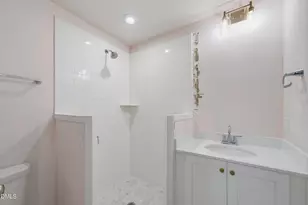 401 Brooks Ave, Raleigh, NC 27607 - Photo 22
