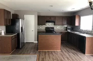 105 Palmdale Ct, Holly Springs, NC 27540 - Photo 2