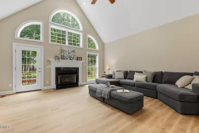 6304 Hilbert Ridge Drive, Holly Springs, NC 27540 - Photo 10