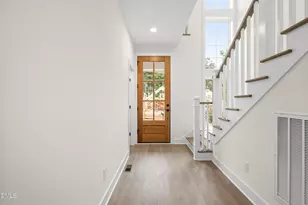 712 Grayhaven Pl, Raleigh, NC 27606 - Photo 2
