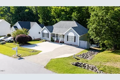1608 Rogers Pointe Lane, Creedmoor, NC 27522 - Photo 2