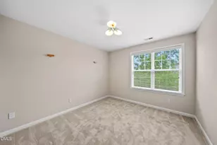 10116 Glen Autumn Rd, Raleigh, NC 27617 - Photo 20