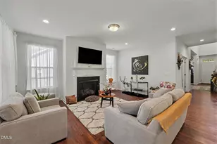 123 Carbone Ln, Clayton, NC 27527 - Photo 4