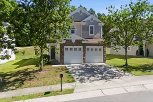 3613 Turquoise Dr, Durham, NC 27703 - Photo 2