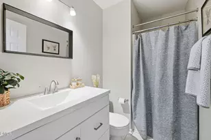 127 Coleridge Ct, Carrboro, NC 27510 - Photo 24