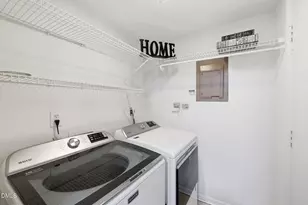 127 Coleridge Ct, Carrboro, NC 27510 - Photo 18