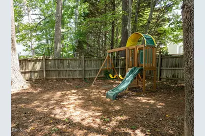 8808 Blakehurst Drive, Raleigh, NC 27617 - Photo 36
