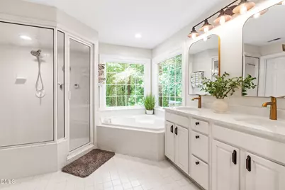 5425 N Hawthorne Way, Raleigh, NC 27613 - Photo 26