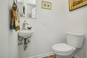604 Bolin Creek Dr, Carrboro, NC 27510 - Photo 24