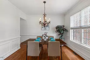 5404 Dutch Elm Dr, Apex, NC 27539 - Photo 4