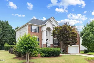 5404 Dutch Elm Dr, Apex, NC 27539 - Photo 2