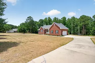 9245 Chickapee Dr, Linden, NC 28356 - Photo 4