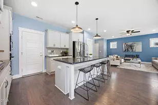 542 Beacon Ridge Blvd, Chapel Hill, NC 27516 - Photo 10