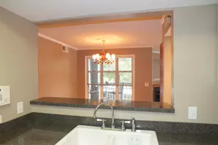 1211 Westview Ln, Raleigh, NC 27605 - Photo 8