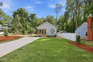 1304 Goldsboro Ave, Sanford, NC 27330 - Photo 2