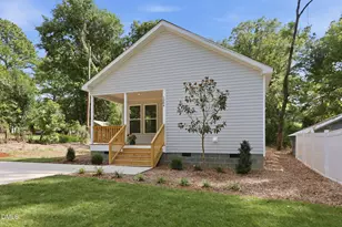 1304 Goldsboro Ave, Sanford, NC 27330 - Photo 4