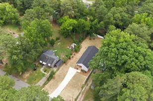 1304 Goldsboro Ave, Sanford, NC 27330 - Photo 4