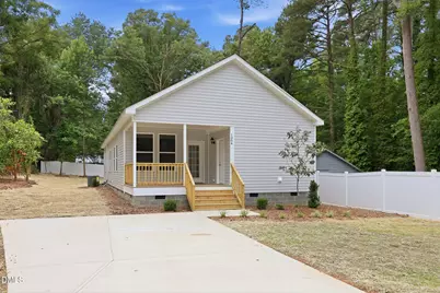 1304 Goldsboro Avenue, Sanford, NC 27330 - Photo 1