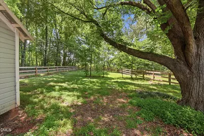 1307 S Chatham Avenue, Siler City, NC 27344 - Photo 10