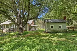 1307 S Chatham Ave, Siler City, NC 27344 - Photo 12