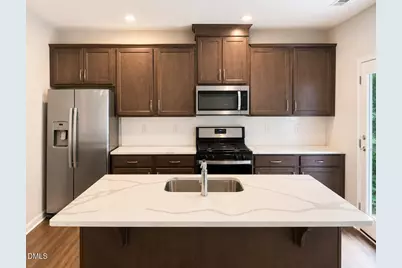 843 Oak Center Drive, Raleigh, NC 27610 - Photo 2