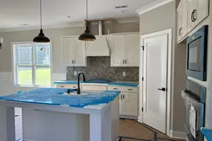 153 Big Pine Rd, Clayton, NC 27520 - Photo 2