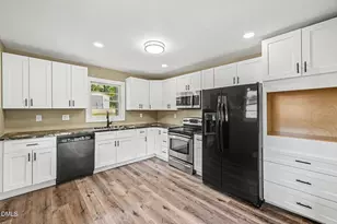912 Larchwood Dr, Durham, NC 27713 - Photo 8