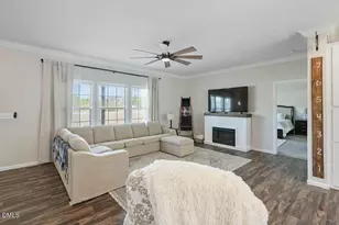 361 Camelia Rd, Benson, NC 27504 - Photo 6