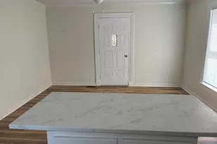 123 E Hill St, Haw River, NC 27258 - Photo 12