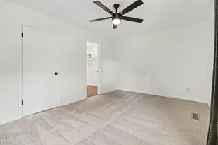6561 New Market Way, Raleigh, NC 27615 - Photo 12