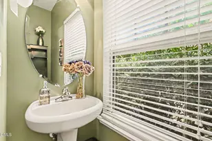 350 Gilman Ln, Raleigh, NC 27610 - Photo 10
