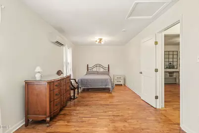 911 New Hope Church Road, Chapel Hill, NC 27516 - Photo 14
