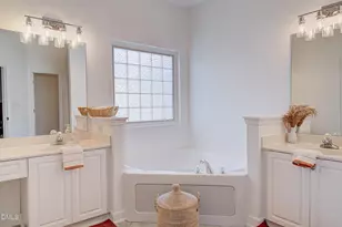 2517 Cambridge Rd, Burlington, NC 27215 - Photo 12