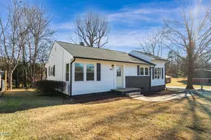 803 Oakley St, Graham, NC 27253 - Photo 2