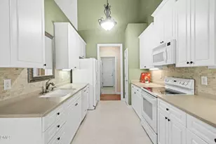 13 York Woods Pl, Durham, NC 27705 - Photo 8