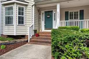 2207 Beckett's Ridge Dr, Hillsborough, NC 27278 - Photo 2