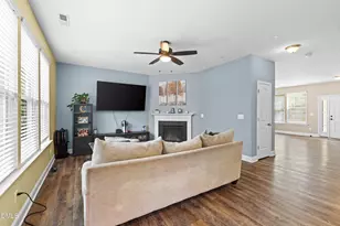 1033 Leatherstone Ln, Fuquay-Varina, NC 27526 - Photo 10