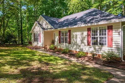 110 Brampton Circle, Clayton, NC 27527 - Photo 8