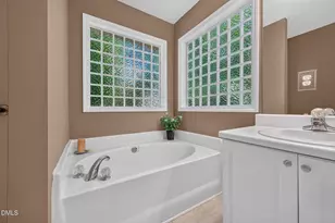 110 Brampton Cir, Clayton, NC 27527 - Photo 38