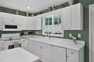 110 Brampton Cir, Clayton, NC 27527 - Photo 22