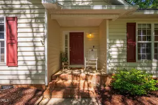 110 Brampton Cir, Clayton, NC 27527 - Photo 2