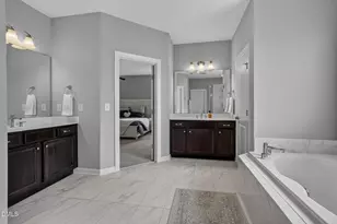 300 Ironcreek Pl, Apex, NC 27539 - Photo 36