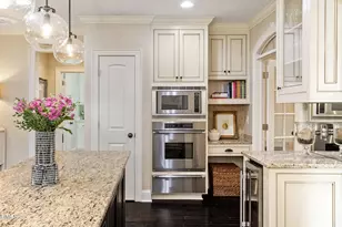 2615 Hazelwood Dr, Raleigh, NC 27608 - Photo 8