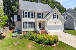 417 Arbor Creek Dr, Holly Springs, NC 27540 - Photo 2