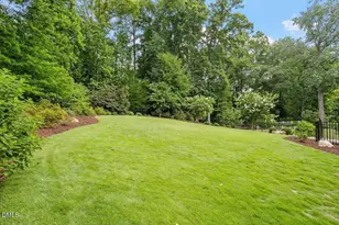 2825 Claremont Rd, Raleigh, NC 27608 - Photo 64