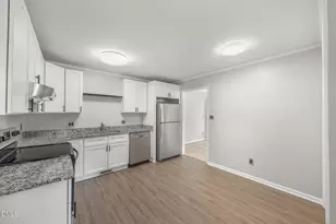 427 W Park St, Cary, NC 27511 - Photo 12