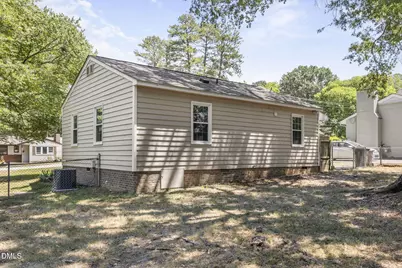427 W Park Street, Cary, NC 27511 - Photo 8